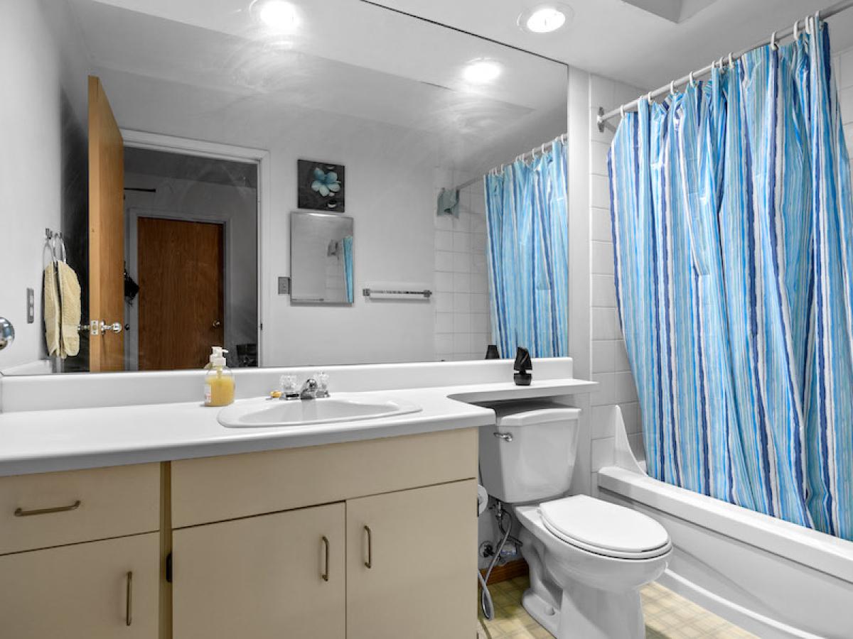 Four Piece Bath
